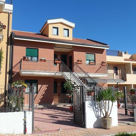Porta Del Sole Apartamento Manfredónia Exterior foto